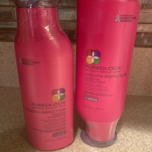 Pureology Smooth Perfection - Anti-frizz Hair Care